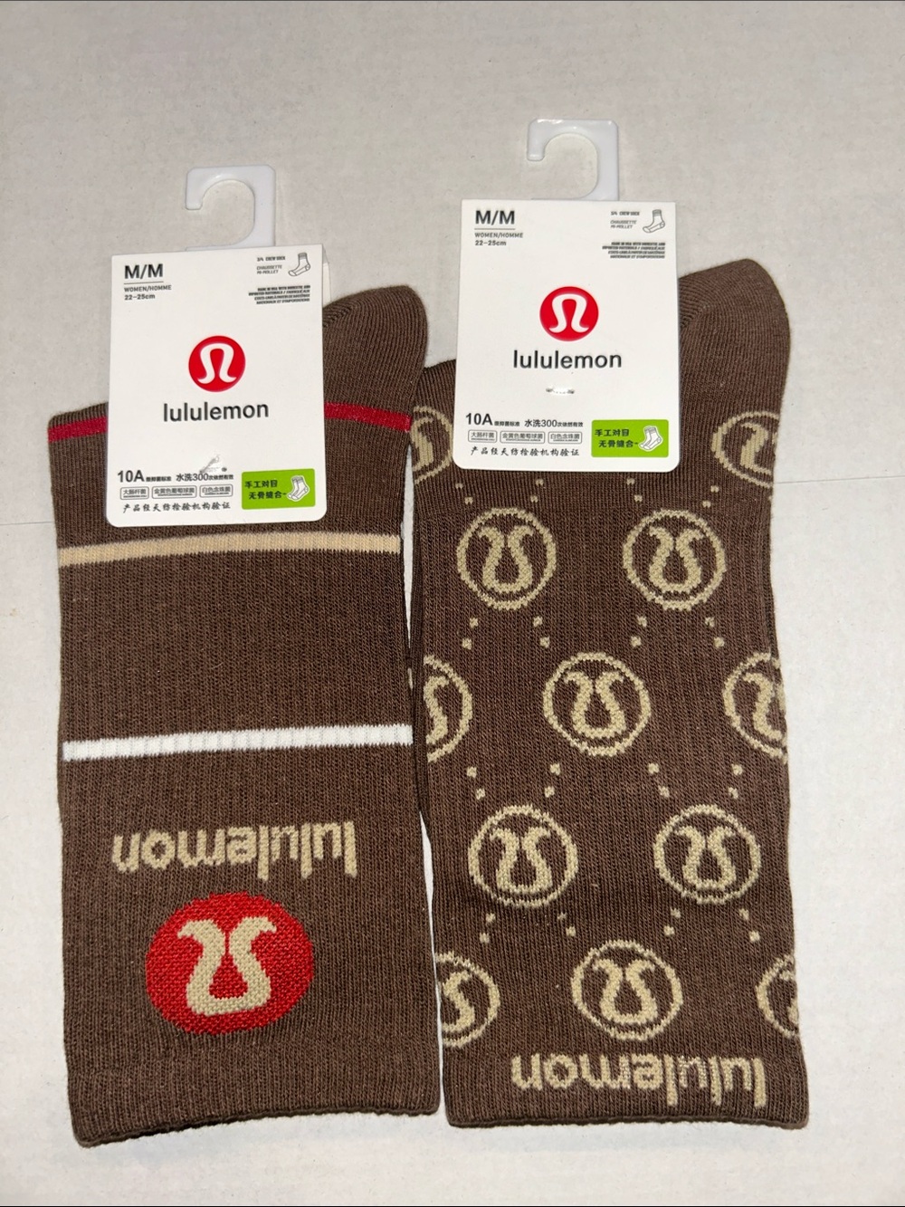 2 Pair Socks 🧦